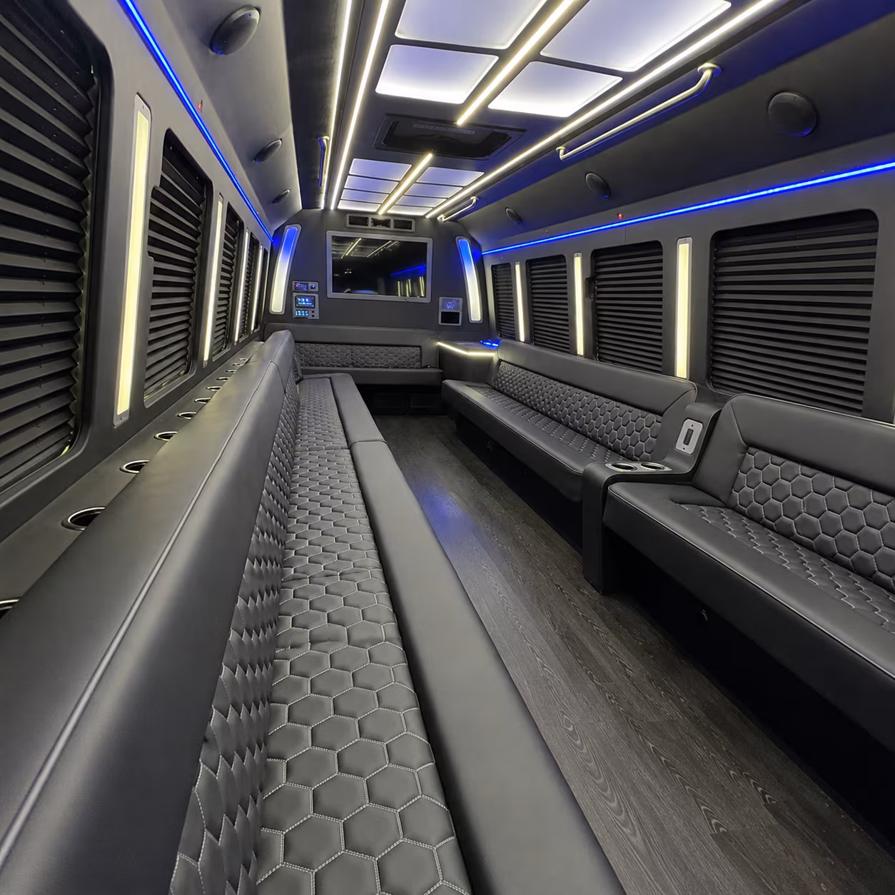 Staten Island Birthday, Sweet 16, & Quinceañera Party Bus Rentals