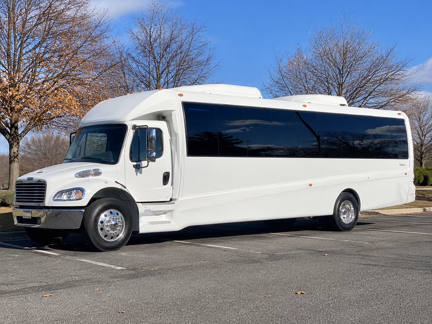 Staten Island Birthday, Sweet 16, & Quinceañera Transportation onboard seating