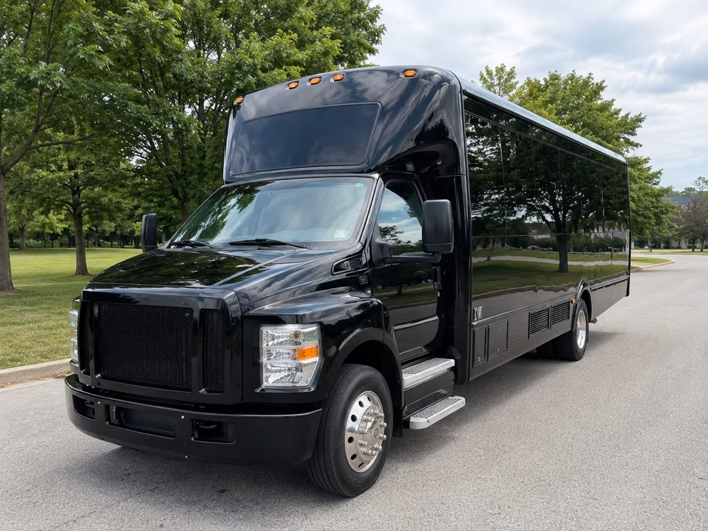 Staten Island Winery Tour & Pub Crawl Transportation group transportation