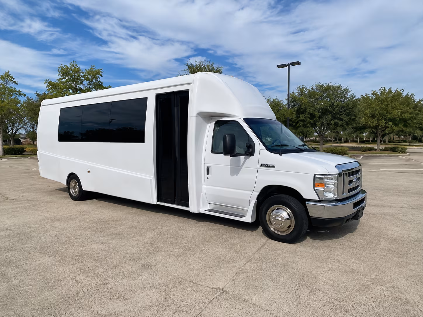 Staten Island Winery Tour & Pub Crawl Transportation